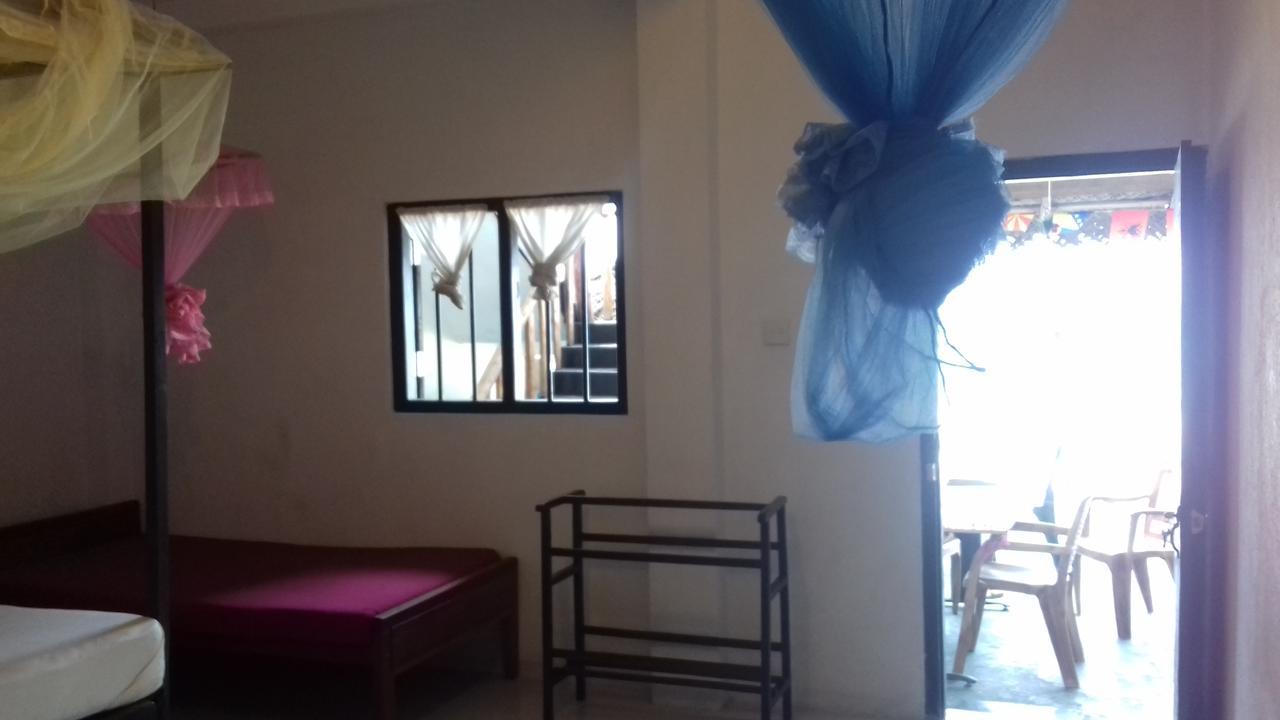 Bed & Breakfast Crocodile 3*