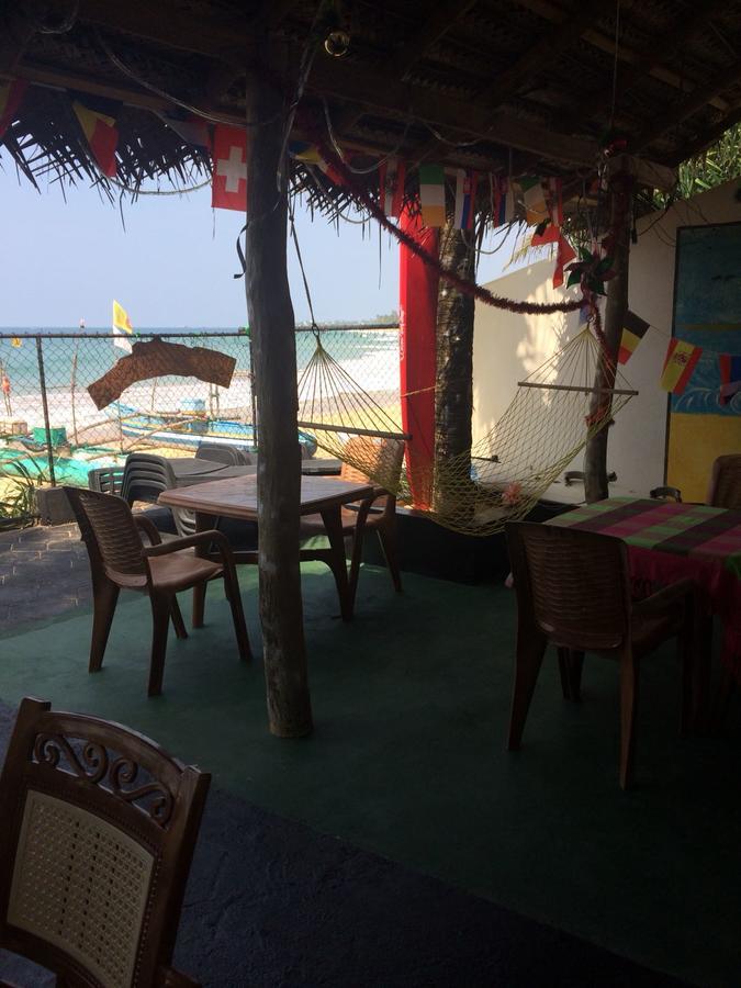 Crocodile 3* Hikkaduwa
